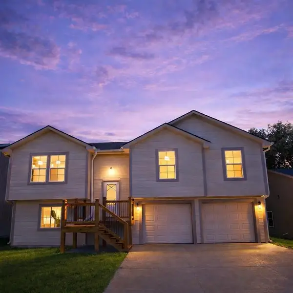 tbd NE White Oaks Lane, Oak Grove, MO 64075
