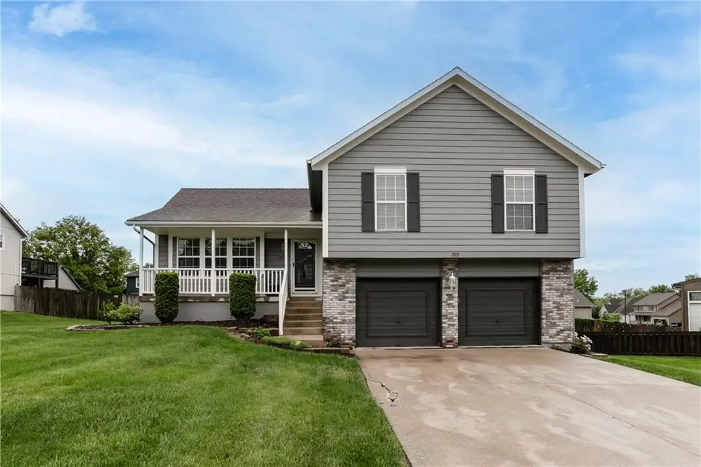 1519 Bridlewood Lane, Raymore, MO 64083 - #1