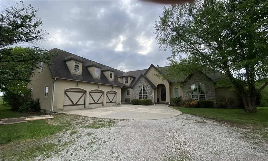 17620 Millwood Road, Leavenworth, KS 66048 - #2