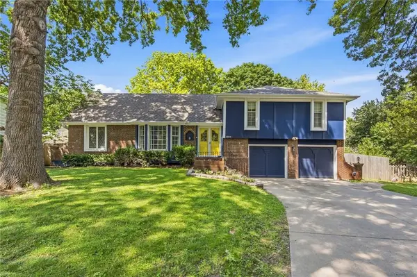 8845 Nall Avenue, Overland Park, KS 66207