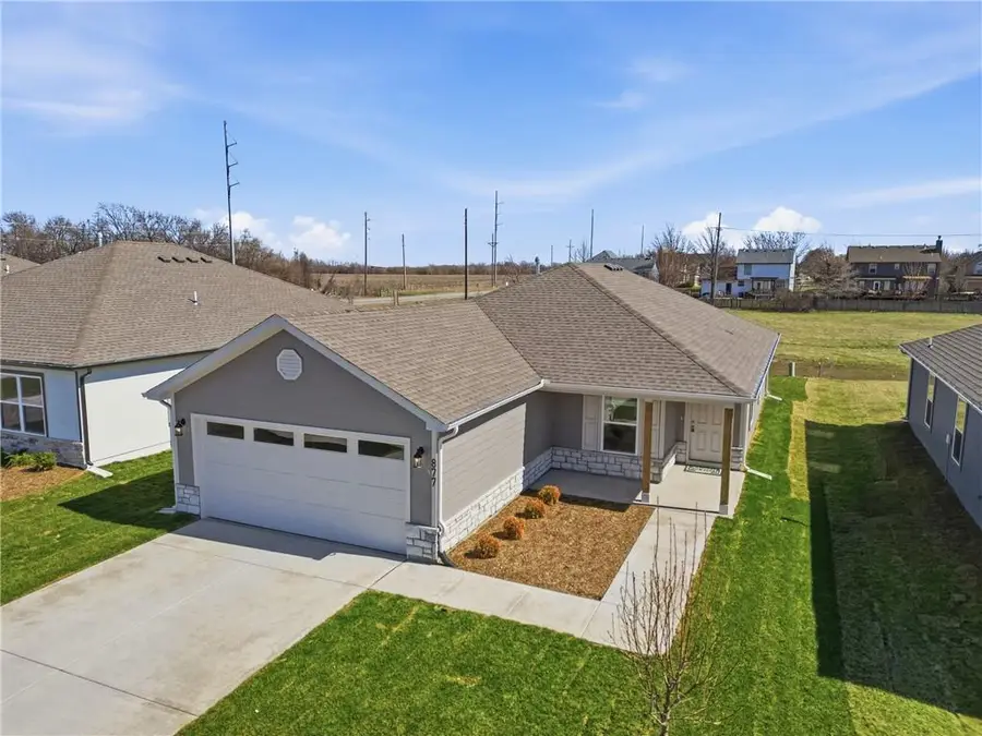 877 N Buckeye Street, Gardner, KS 66030 - #2