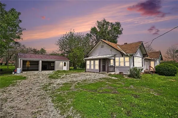 2350 NE Breckenridge Road, Lathrop, MO 64465