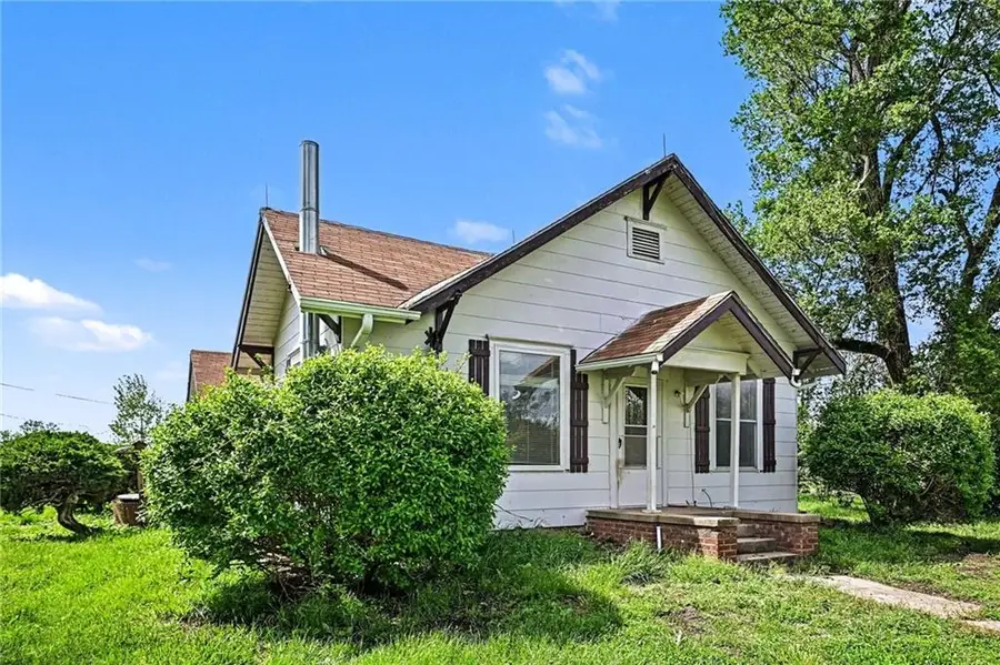 2350 NE Breckenridge Road, Lathrop, MO 64465 - #3