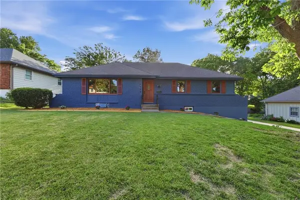 6518 Sterling Avenue, Raytown, MO 64133