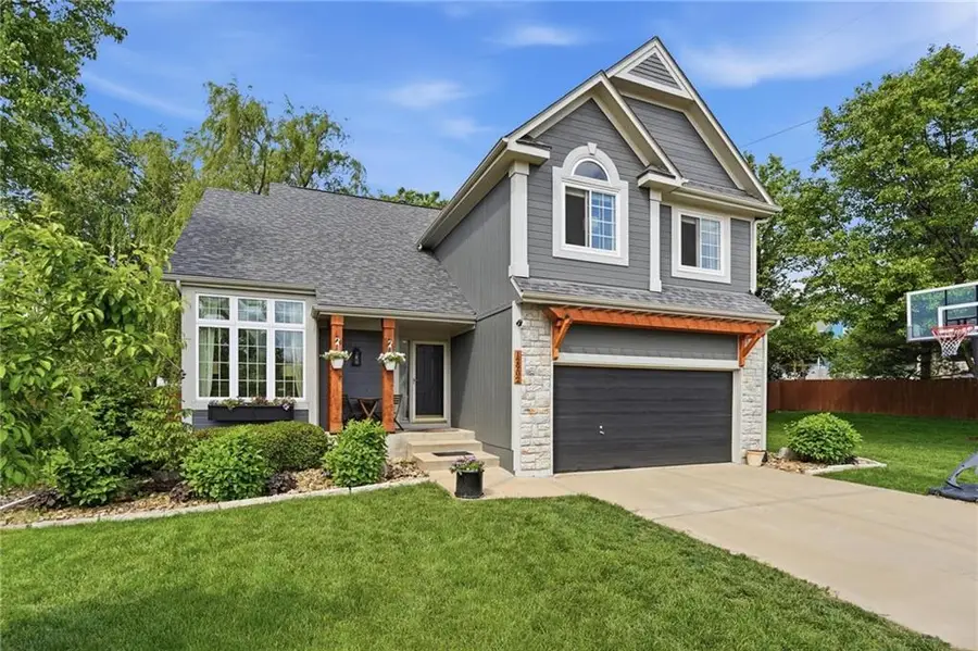12902 S Hagan Street, Olathe, KS 66062 - #2