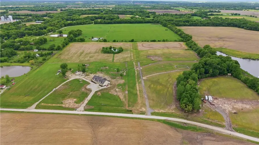 29402 S Sawmill Road, Harrisonville, MO 64701 - #3
