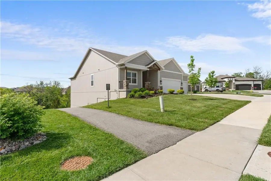 202 NW Joshua Drive, Lees Summit, MO 64081 - #3