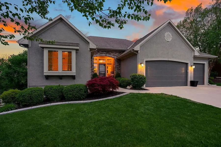 20507 W 80th Street, Shawnee, KS 66218 - #2