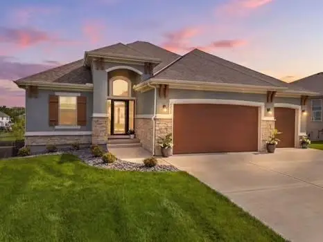 8012 NE 102nd Street, Kansas City, MO 64157