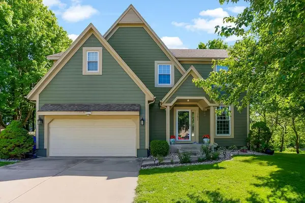 13975 W 143 Court, Olathe, KS 66062