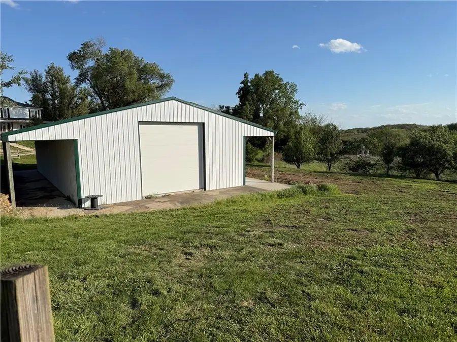 10585 Se 32nd Road, Saint Joseph, MO 64507 - #2