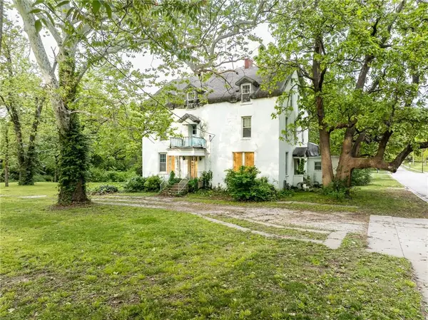 414 E Cedar Street, Olathe, KS 66061