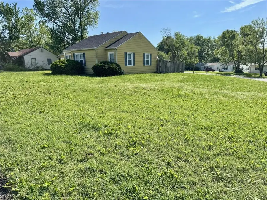 405 10th Terrace, Warrensburg, MO 64093 - #2