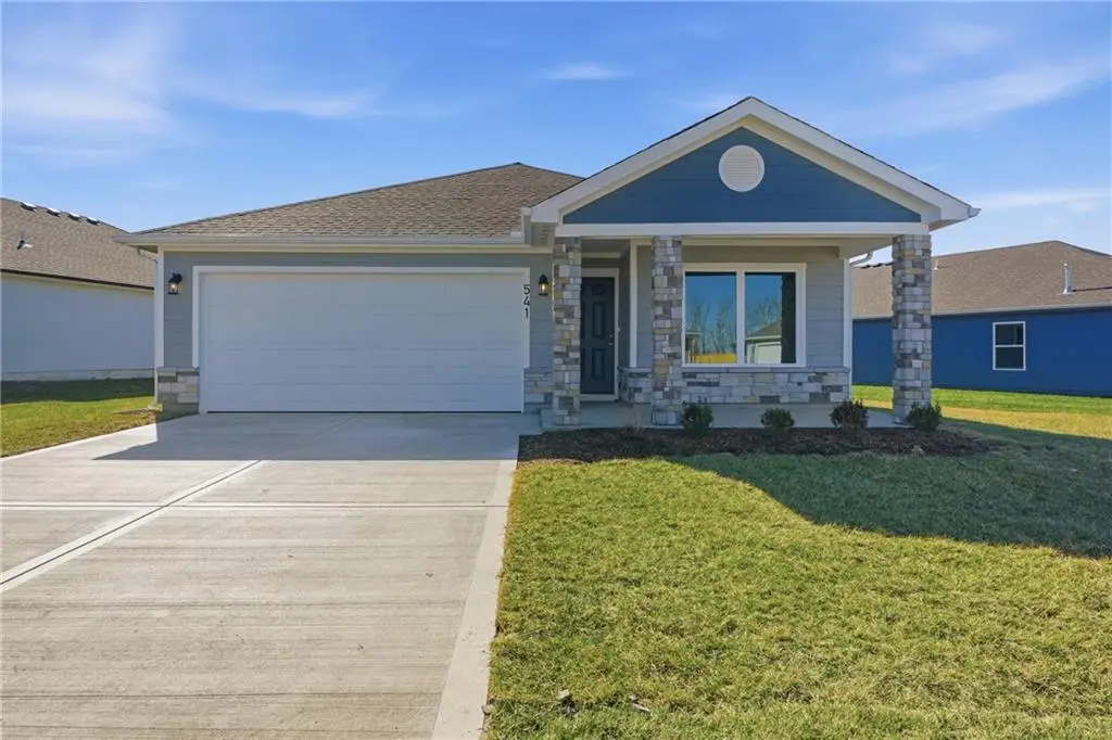 628 W Bluebird Street, Gardner, KS 66030 - #1