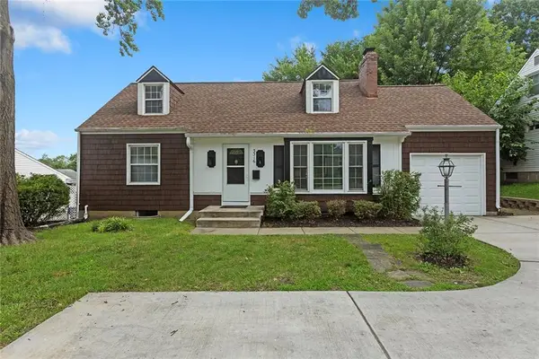 3316 W 75th Street, Prairie Village, KS 66208