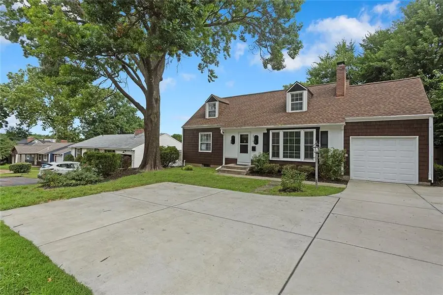 3316 W 75th Street, Prairie Village, KS 66208 - #2