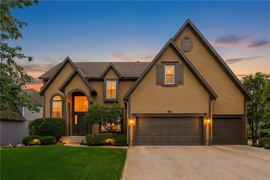 13100 Woodward Street, Overland Park, KS 66213 - #2