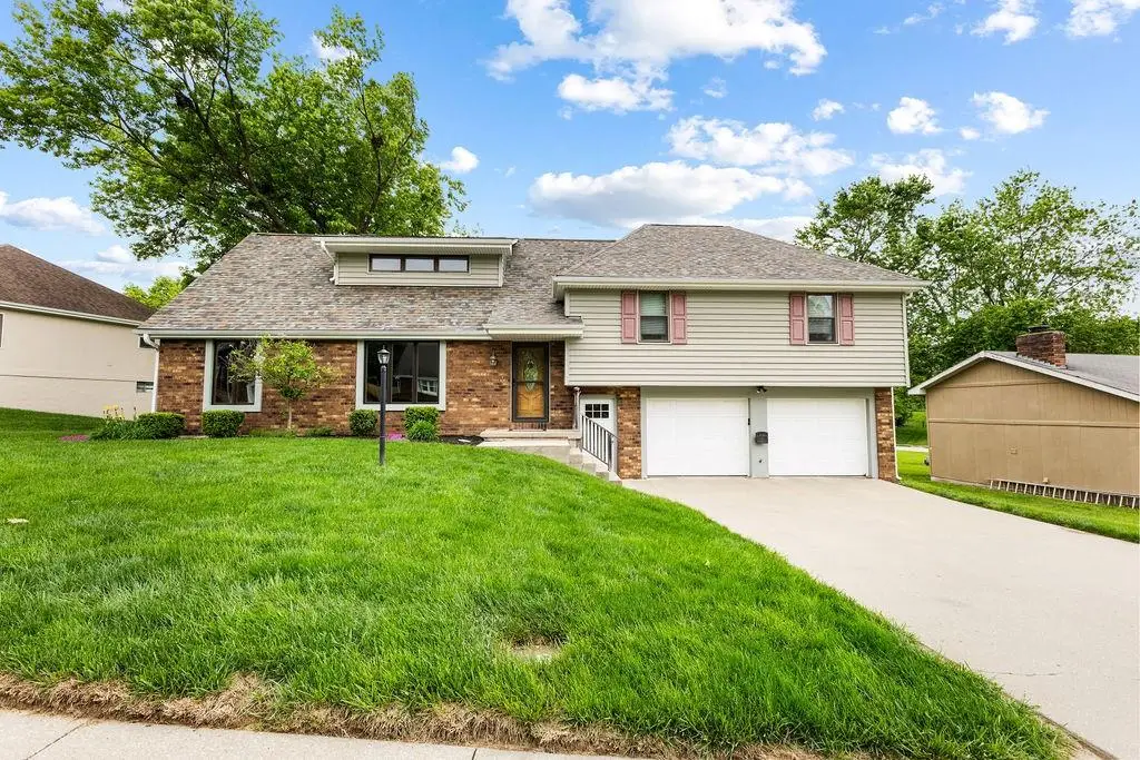506 Meadowcrest Court, Saint Joseph, MO 64506 - #1