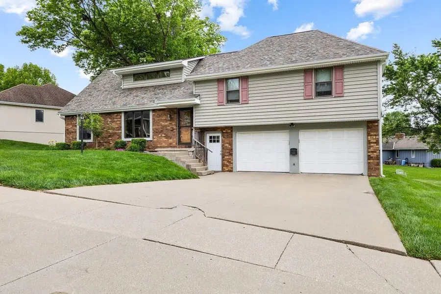 506 Meadowcrest Court, Saint Joseph, MO 64506 - #2