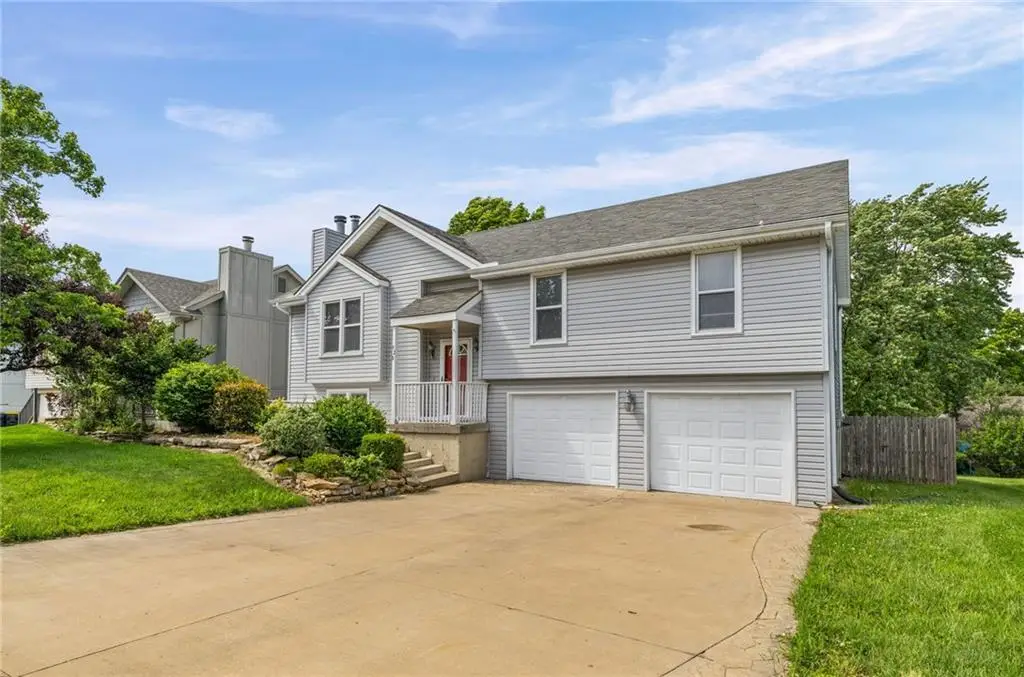 920 NE 108th Street, Kansas City, MO 64155 - #1