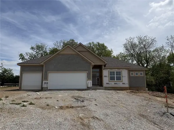 9023 N Colorado Avenue, Kansas City, MO 64156