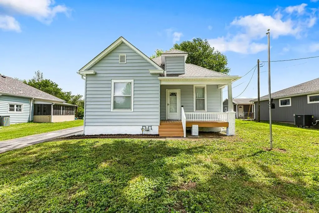 3121 S 29th Street, Saint Joseph, MO 64503 - #1