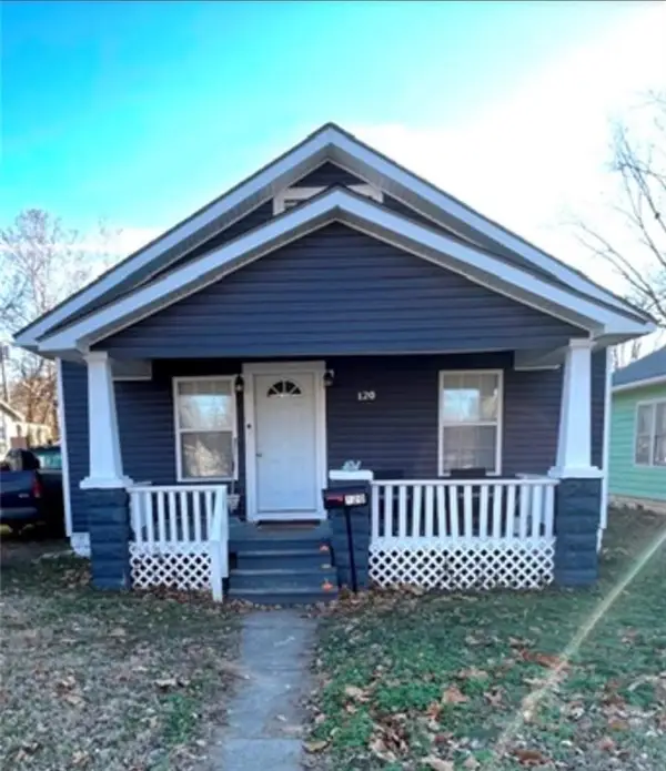 120 E 22nd Street, Pittsburg, KS 66762