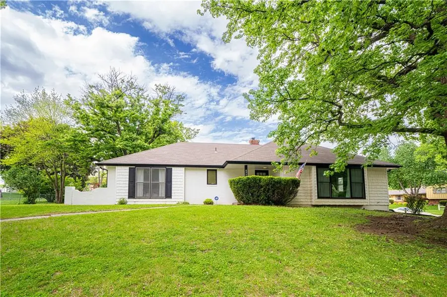 4715 Stonecrest Terrace, Saint Joseph, MO 64506 - #2
