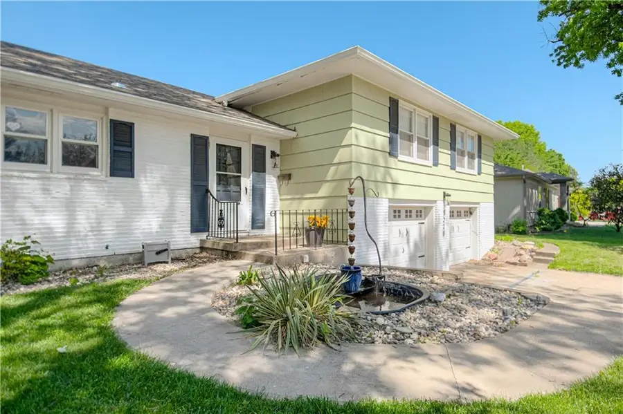 3220 N Chippewa Drive, Kansas City, MO 64116 - #3