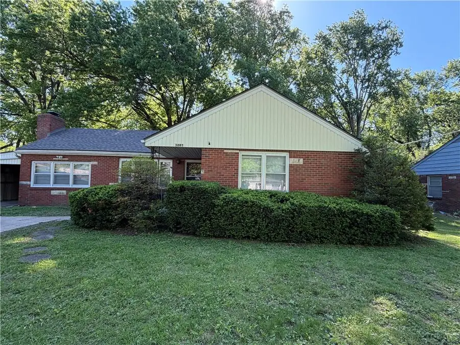 3205 N 55th Street, Kansas City, KS 66104 - #2