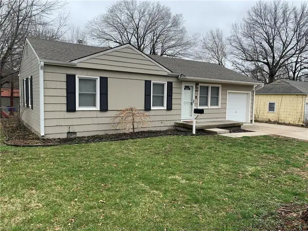 401 SW Madison Street, Lee's Summit, MO 64063