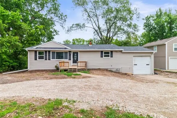 7104 E 67th Street, Kansas City, MO 64133