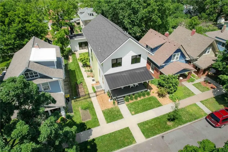 4130 Holmes Street, Kansas City, MO 64110 - #3
