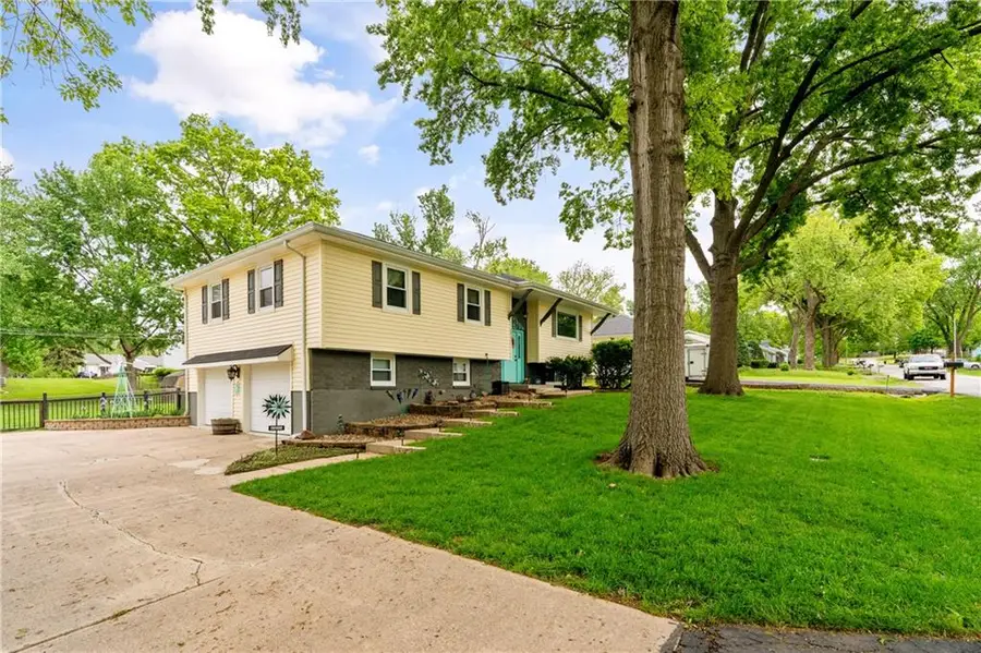8903 N Holmes Street, Kansas City, MO 64155 - #2