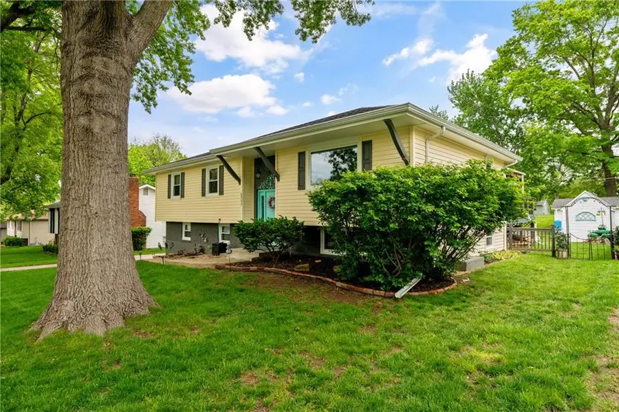 8903 N Holmes Street, Kansas City, MO 64155 - #3