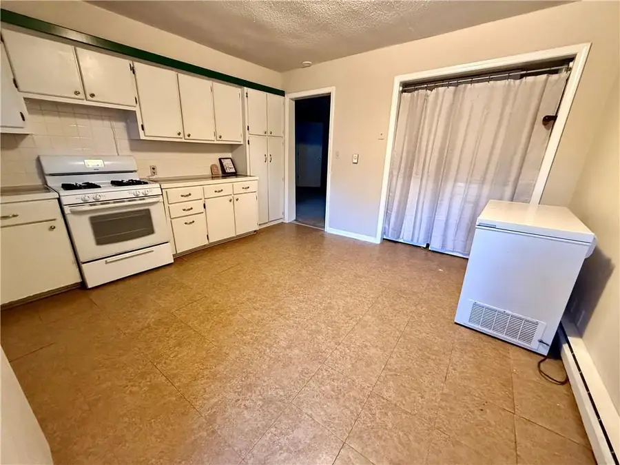 802 W Lexington Street, Richmond, MO 64085 - #3