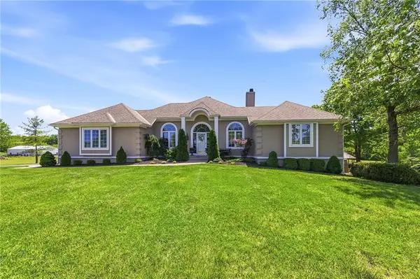 14101 E 198th Street, Peculiar, MO 64078