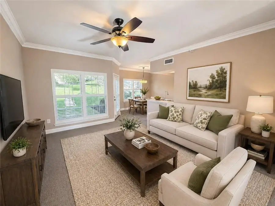 11617 Tomahawk Creek Parkway #D, Leawood, KS 66211 - #3