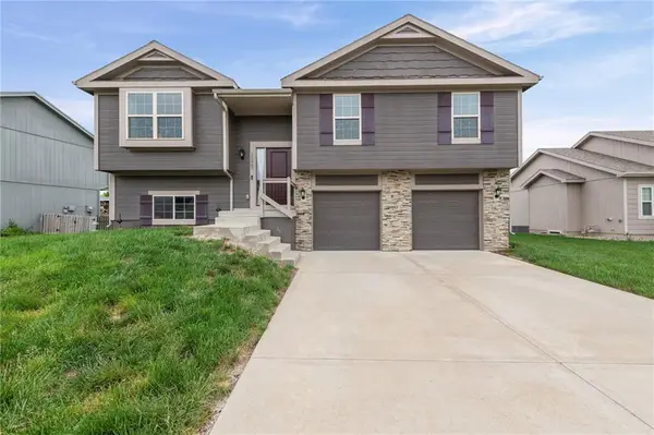 11907 N Tracy Avenue, Kansas City, MO 64155