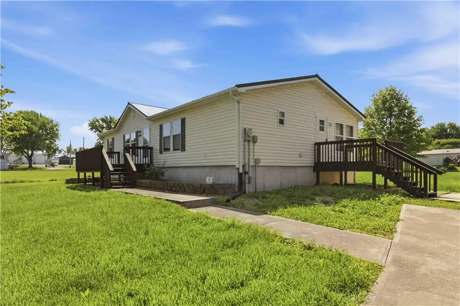400 Emma Street, Osborn, MO 64474 - #3