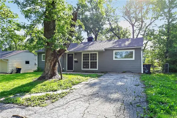 11217 Palmer Avenue, Kansas City, MO 64134