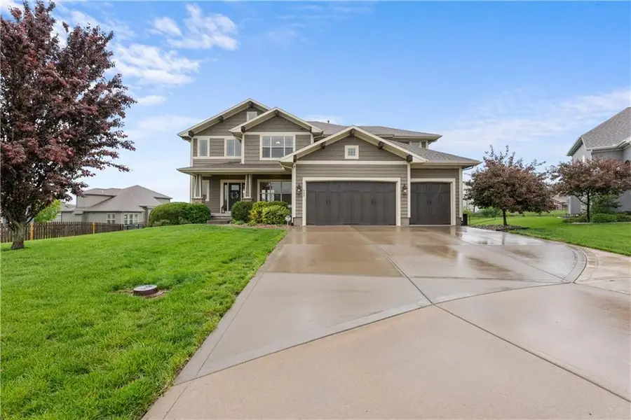 405 SE Mill Creek Circle, Lees Summit, MO 64063 - #2