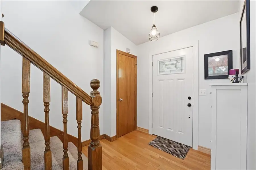 1147 E Sheridan Bridge Lane, Olathe, KS 66062 - #2