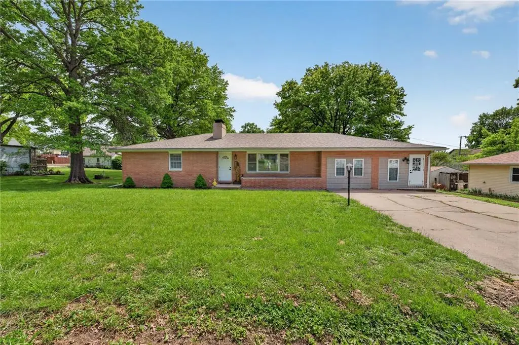 207 Dewey Avenue, Gower, MO 64454 - #1
