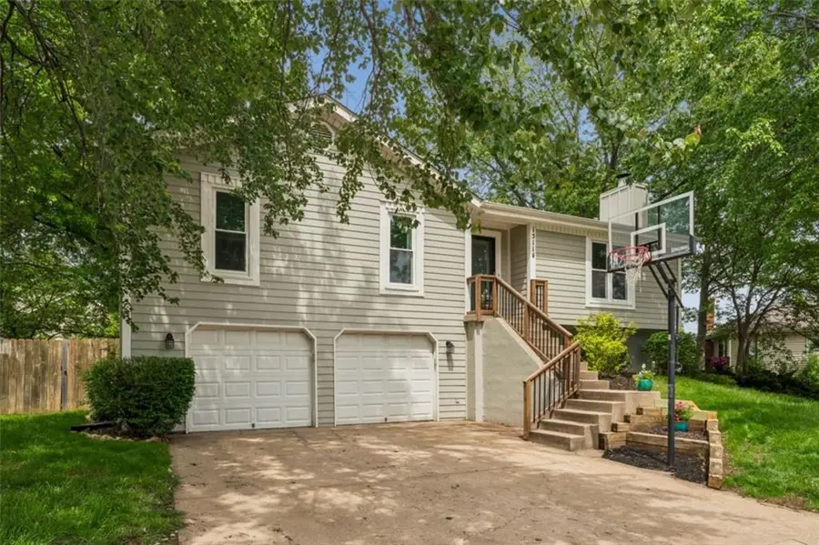 15114 W 123rd Street, Olathe, KS 66062 - #2