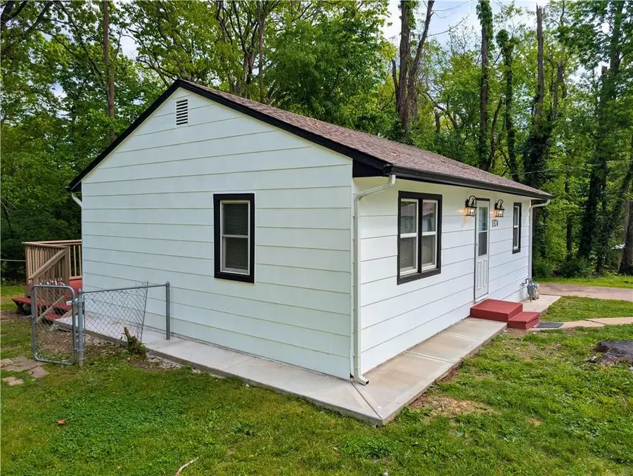 1324 N 52nd Court, Kansas City, KS 66102 - #3