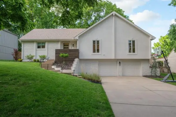 11108 W 99th Terrace, Overland Park, KS 66214