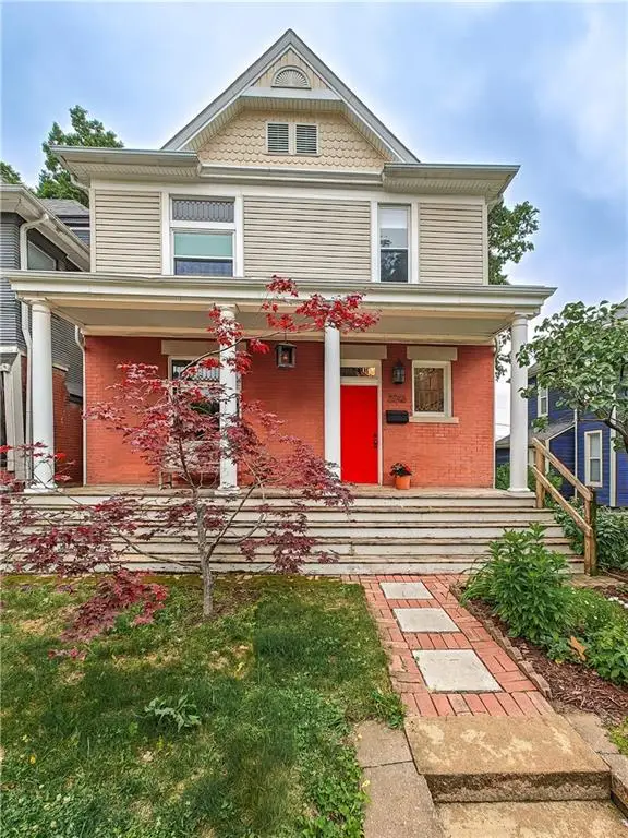 2746 Holmes Street, Kansas City, MO 64109