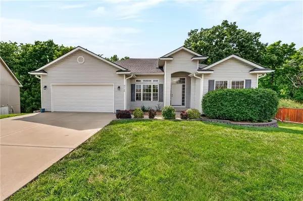 8720 N Belton Avenue, Kansas City, MO 64154