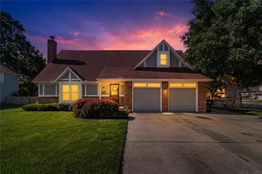 12001 E 77th Terrace, Raytown, MO 64138 - #2